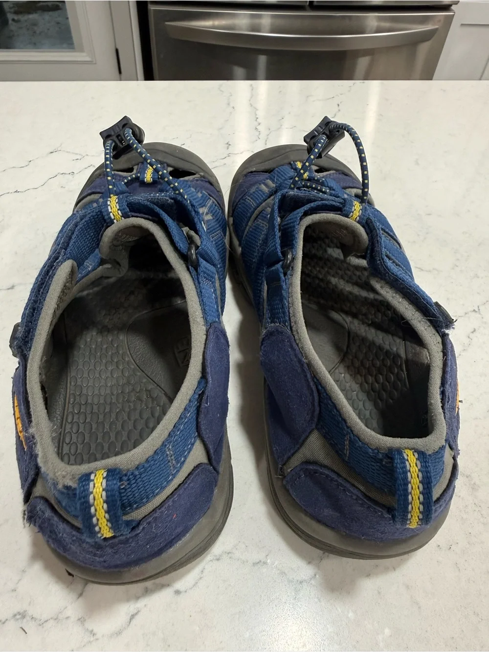 KEEN Newport H2 Kids Closed-Toe Sport Water Sandals Blue Yellow US 4